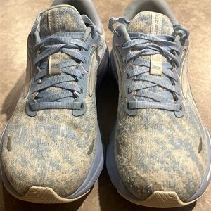 BROOKS ADRENALINE GTS RUNNING SHOES WOMENS SIZE 8.5